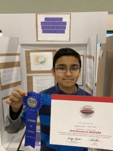 Abhinav Katyal ’25 wins a blue ribbon at the 2019 St. Louis Science Fair