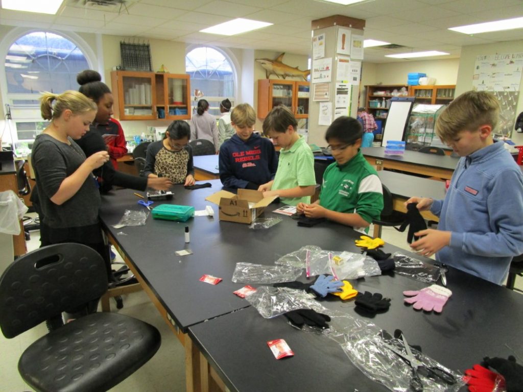 6th Graders Create Conductive Gloves