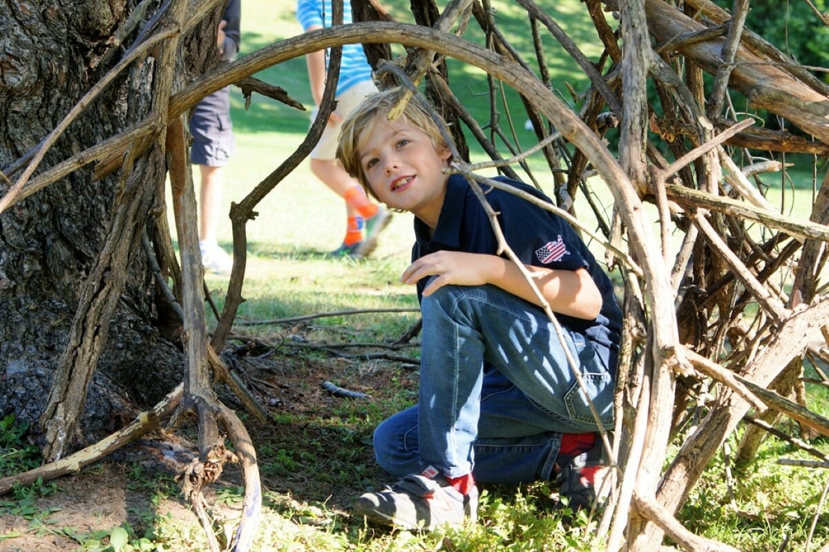 Third graders build shelters for Kampsville