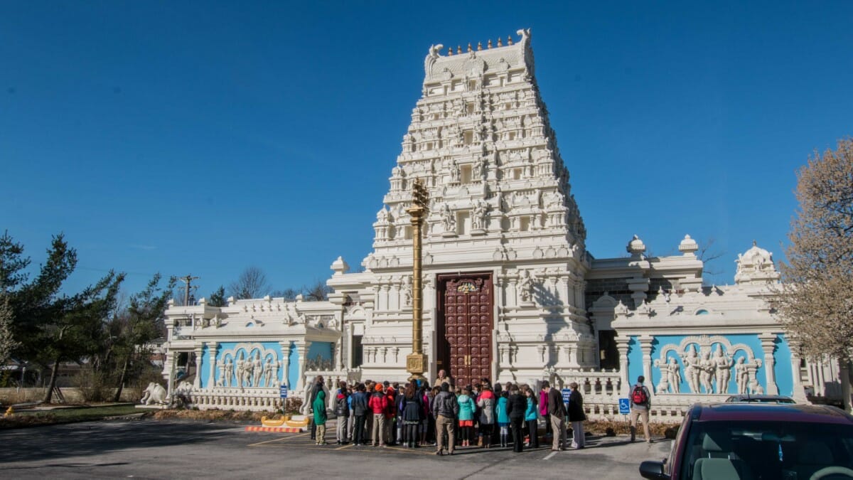 6th Graders at the Hindu temple on the World Religions Trip