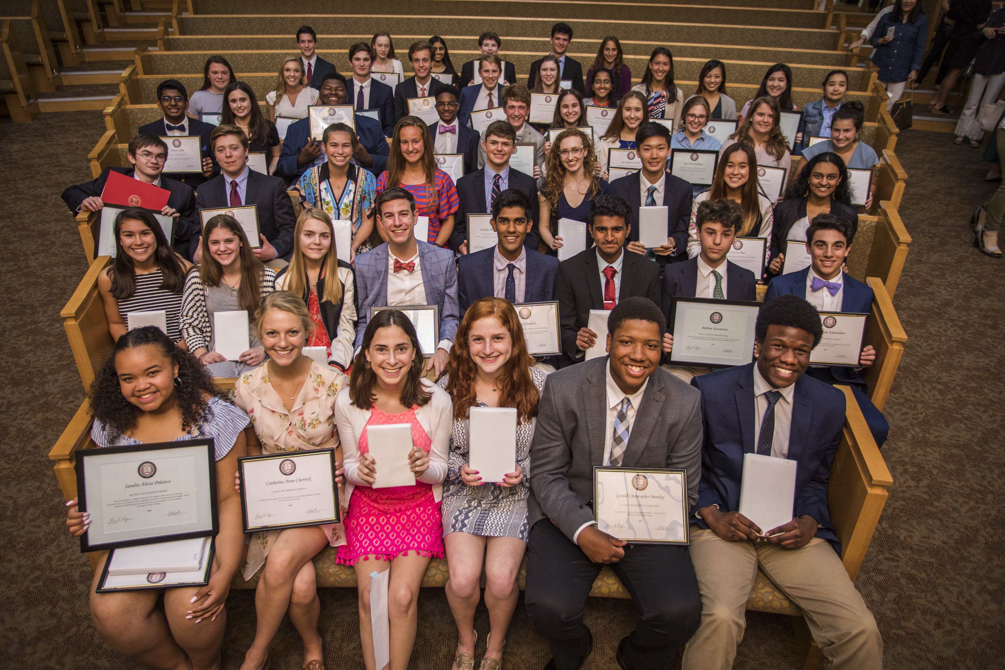 MICDS Celebrates Upper School student standouts during Prize Day
